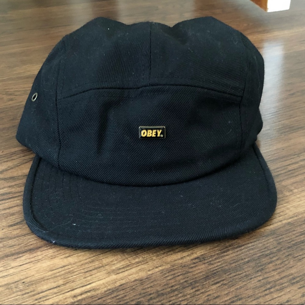 Obey five panel hat - black